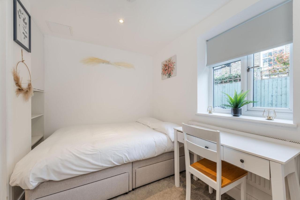 Three-Bedroom Bliss In London Town Eksteriør billede
