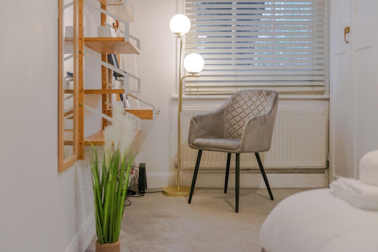 Three-Bedroom Bliss In London Town Eksteriør billede