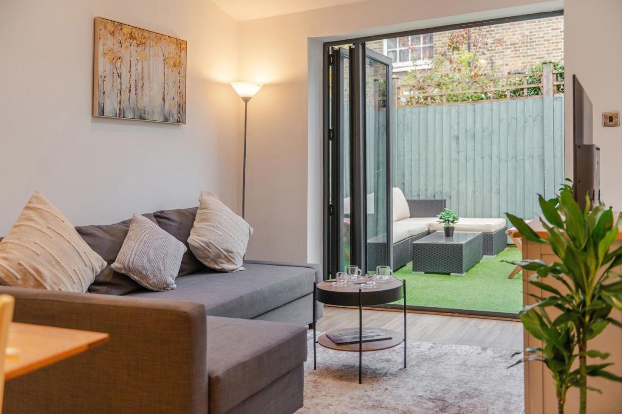 Three-Bedroom Bliss In London Town Eksteriør billede