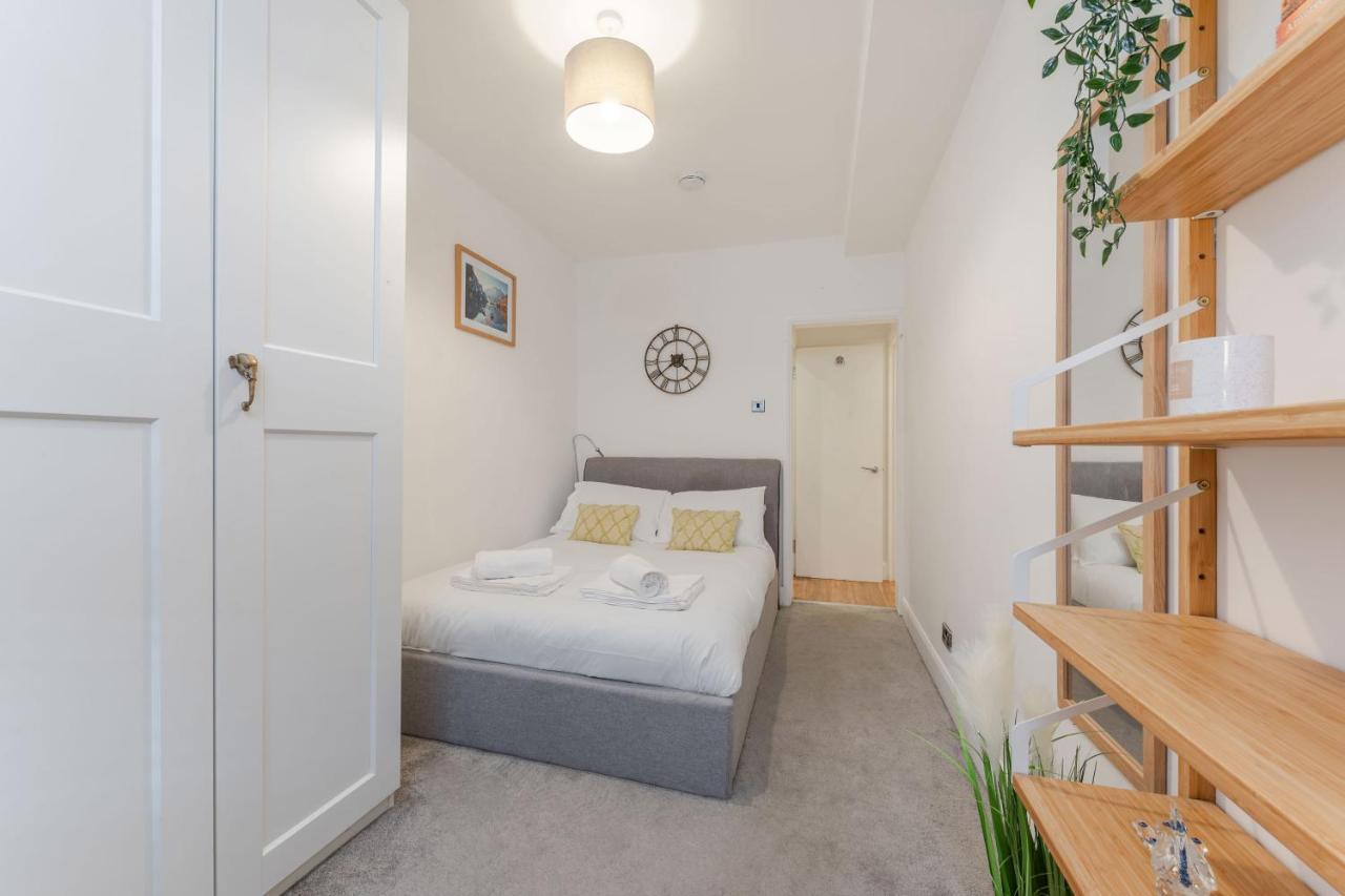 Three-Bedroom Bliss In London Town Eksteriør billede