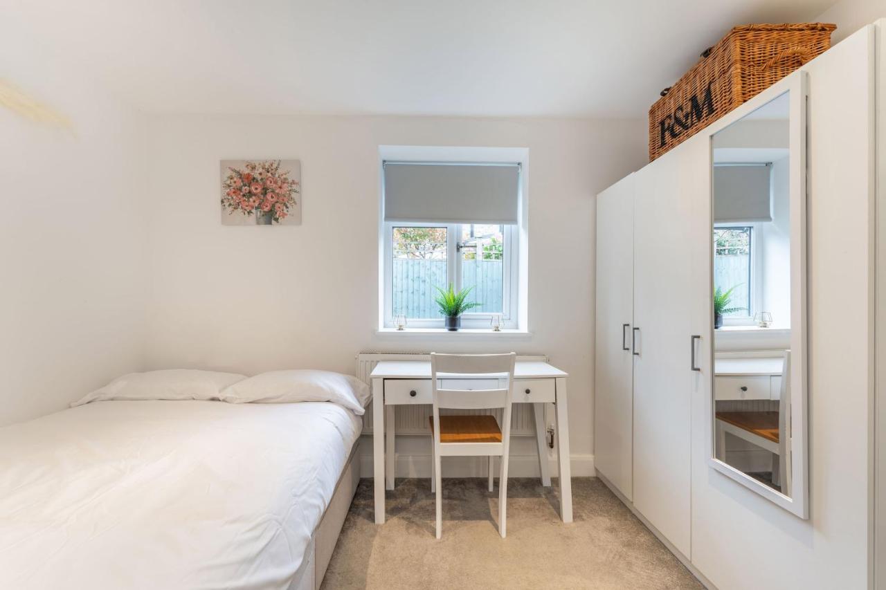Three-Bedroom Bliss In London Town Eksteriør billede
